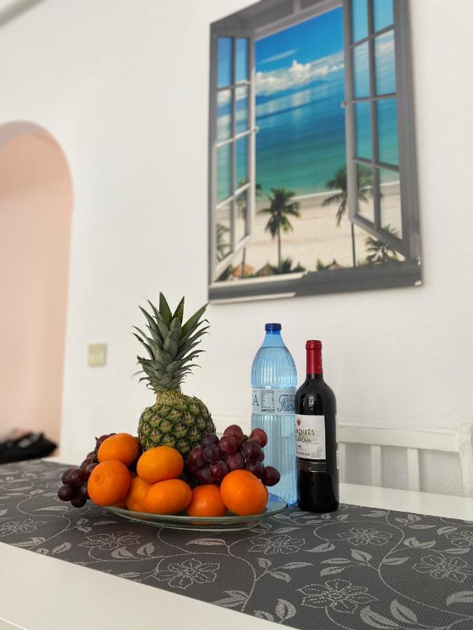 Sunshine Apartment Torrevieja Exterior foto