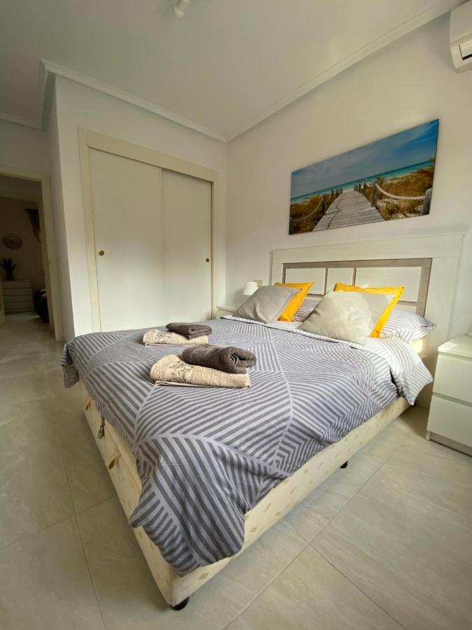 Sunshine Apartment Torrevieja Exterior foto