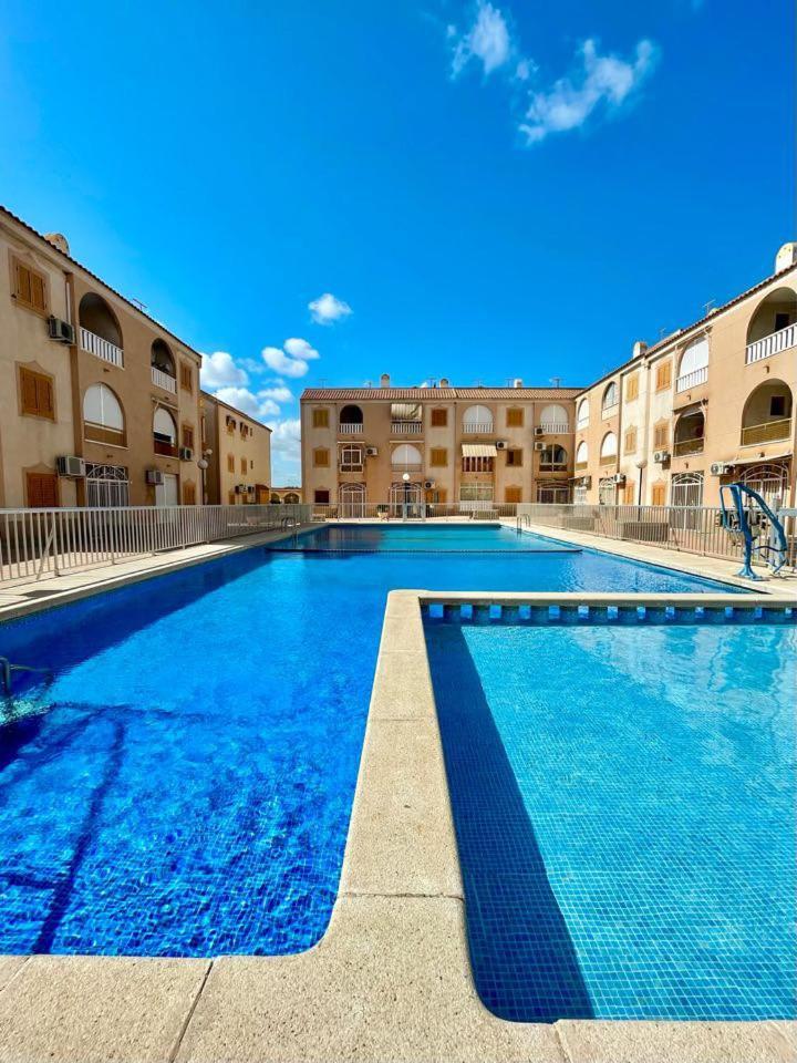 Sunshine Apartment Torrevieja Exterior foto